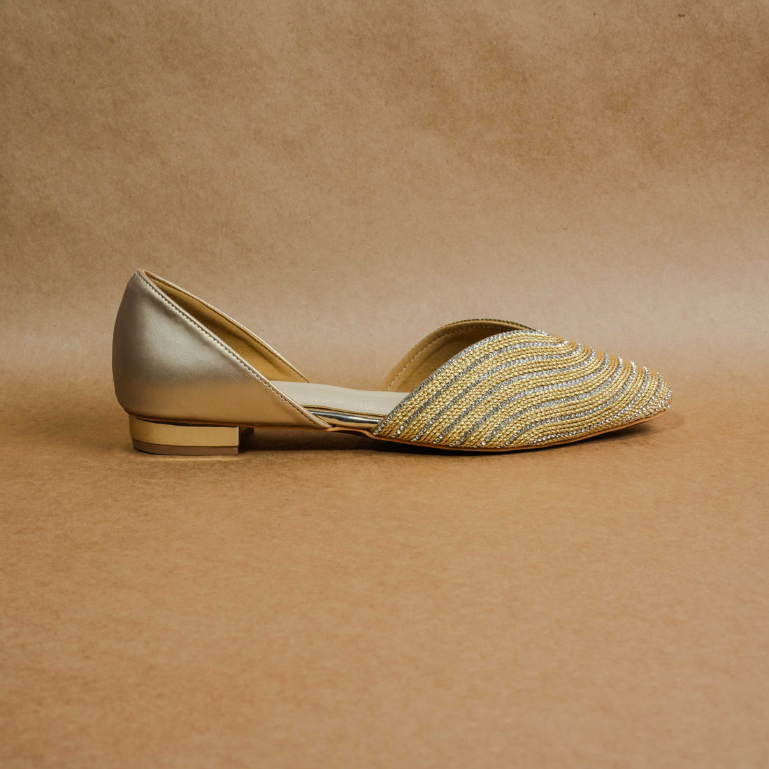 QAVO - The Virelle Embellished Pointed-Toe Mules