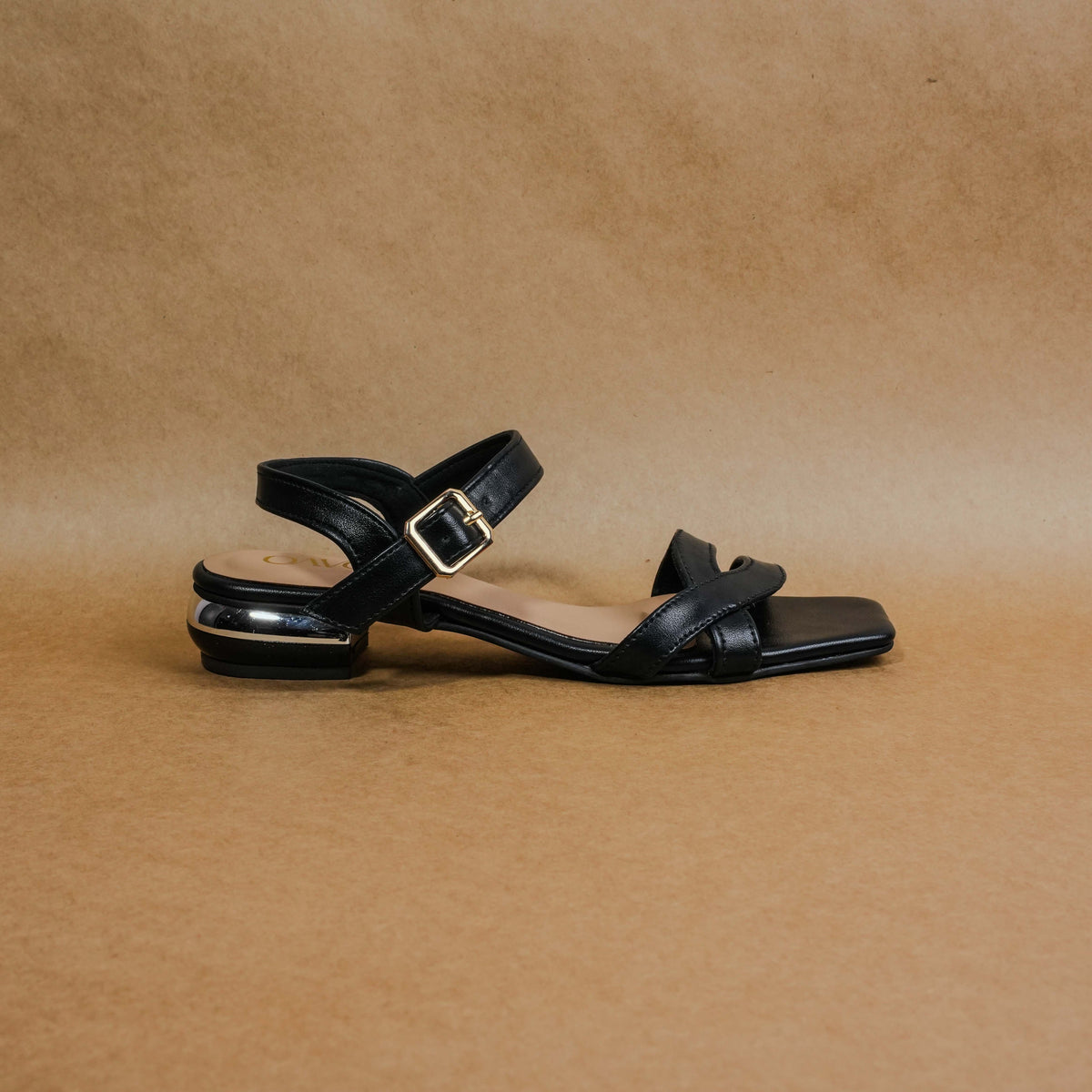 QAVO - The Elara Metallic Sandals