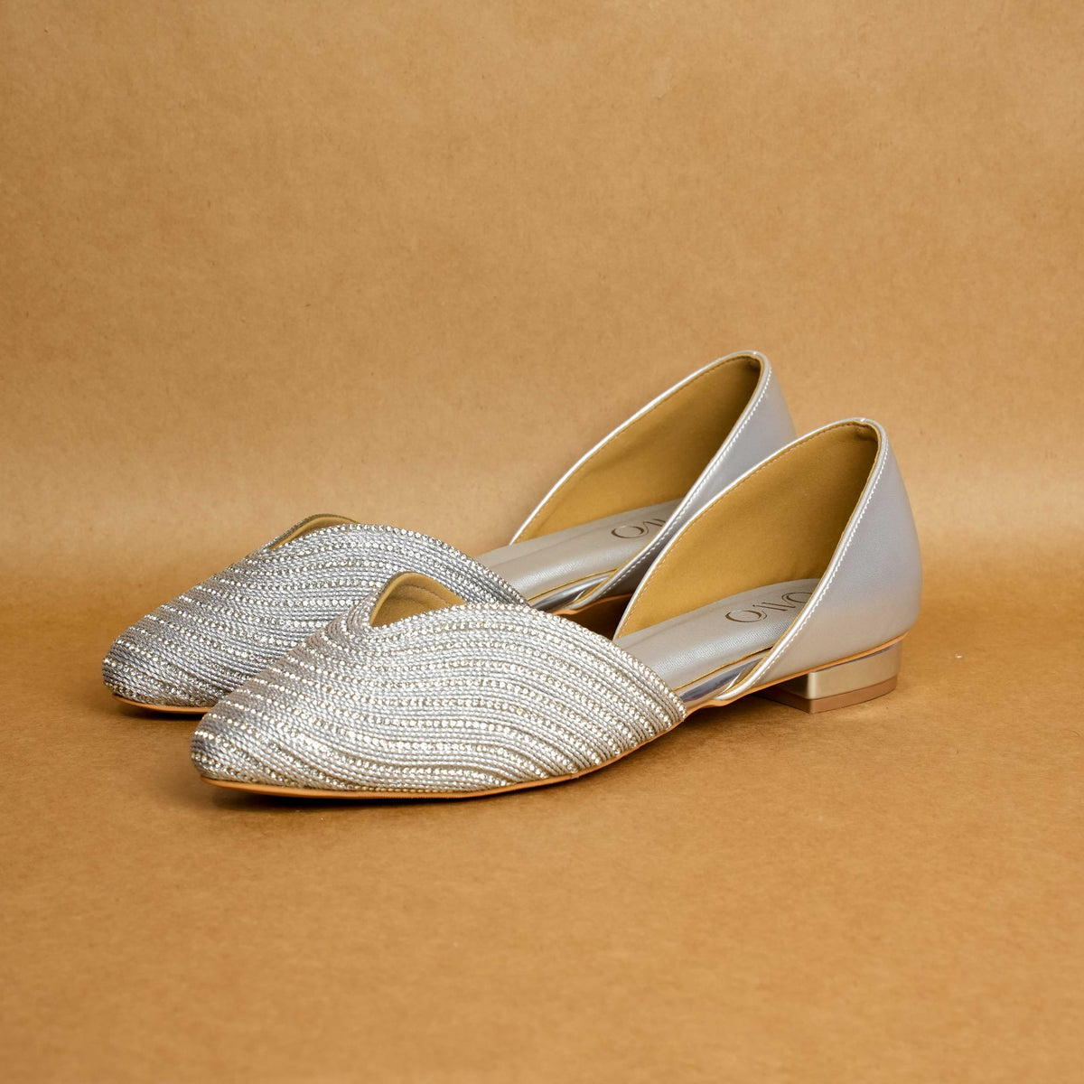QAVO - The Virelle Embellished Pointed-Toe Mules