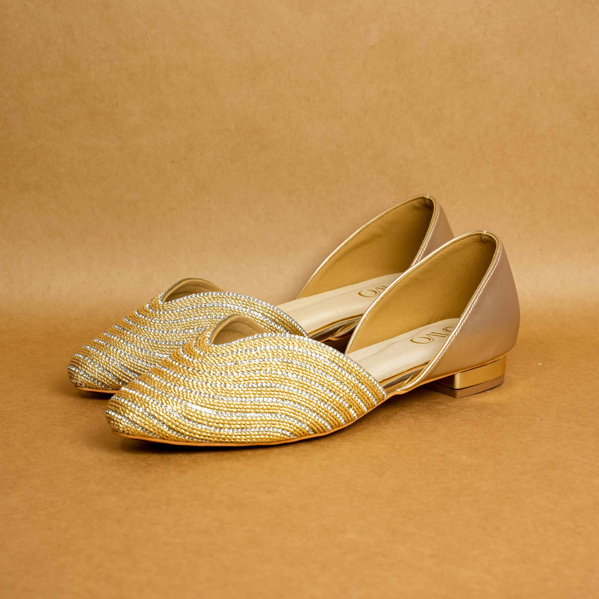 QAVO - The Virelle Embellished Pointed-Toe Mules