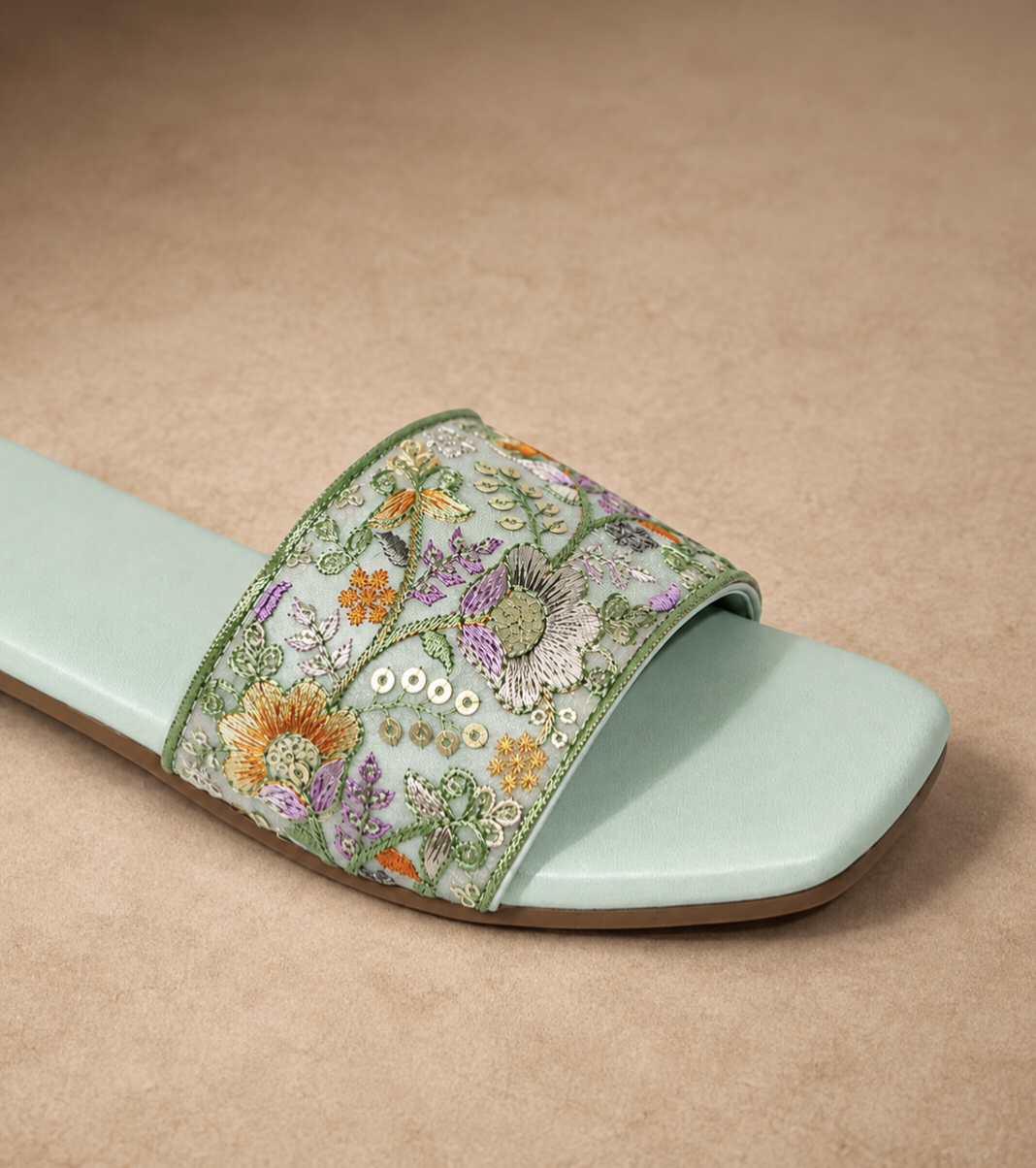 QAVO - The Floré Embroidered Floral Flats