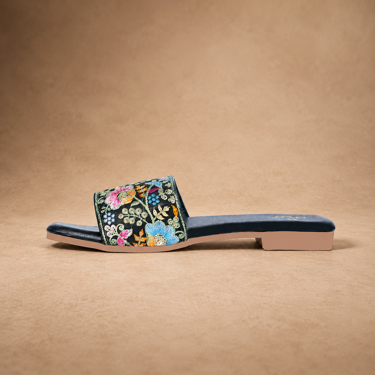 QAVO - The Floré Embroidered Floral Flats