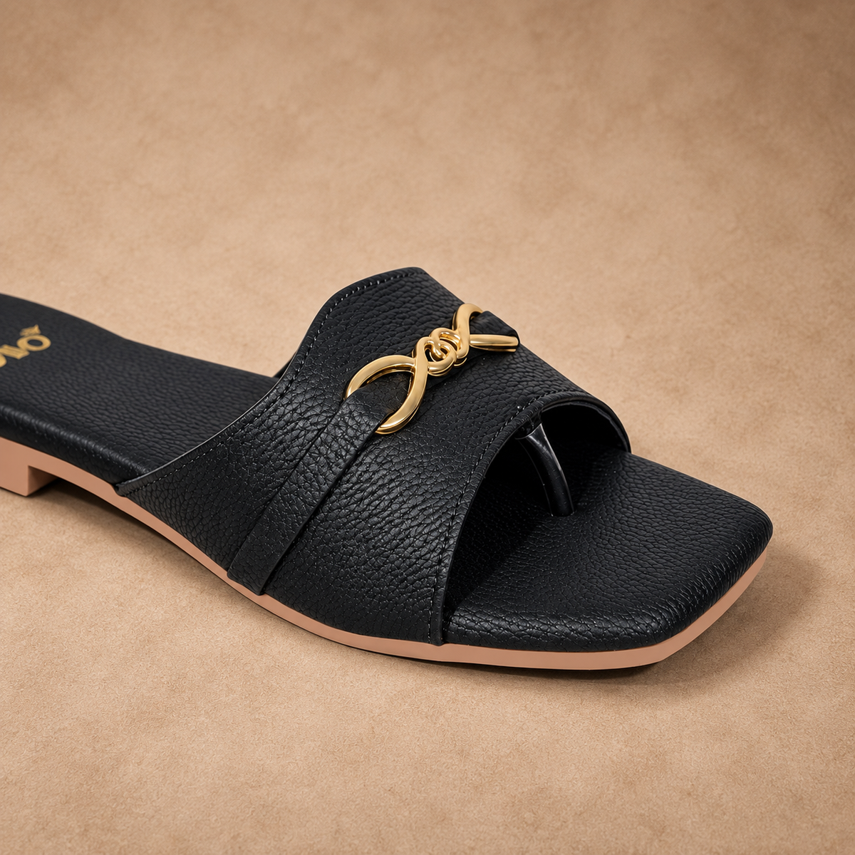 QAVO - The Celeste Gold-Knot Flats