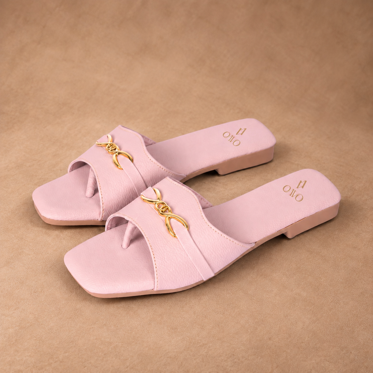 QAVO - The Celeste Gold-Knot Flats