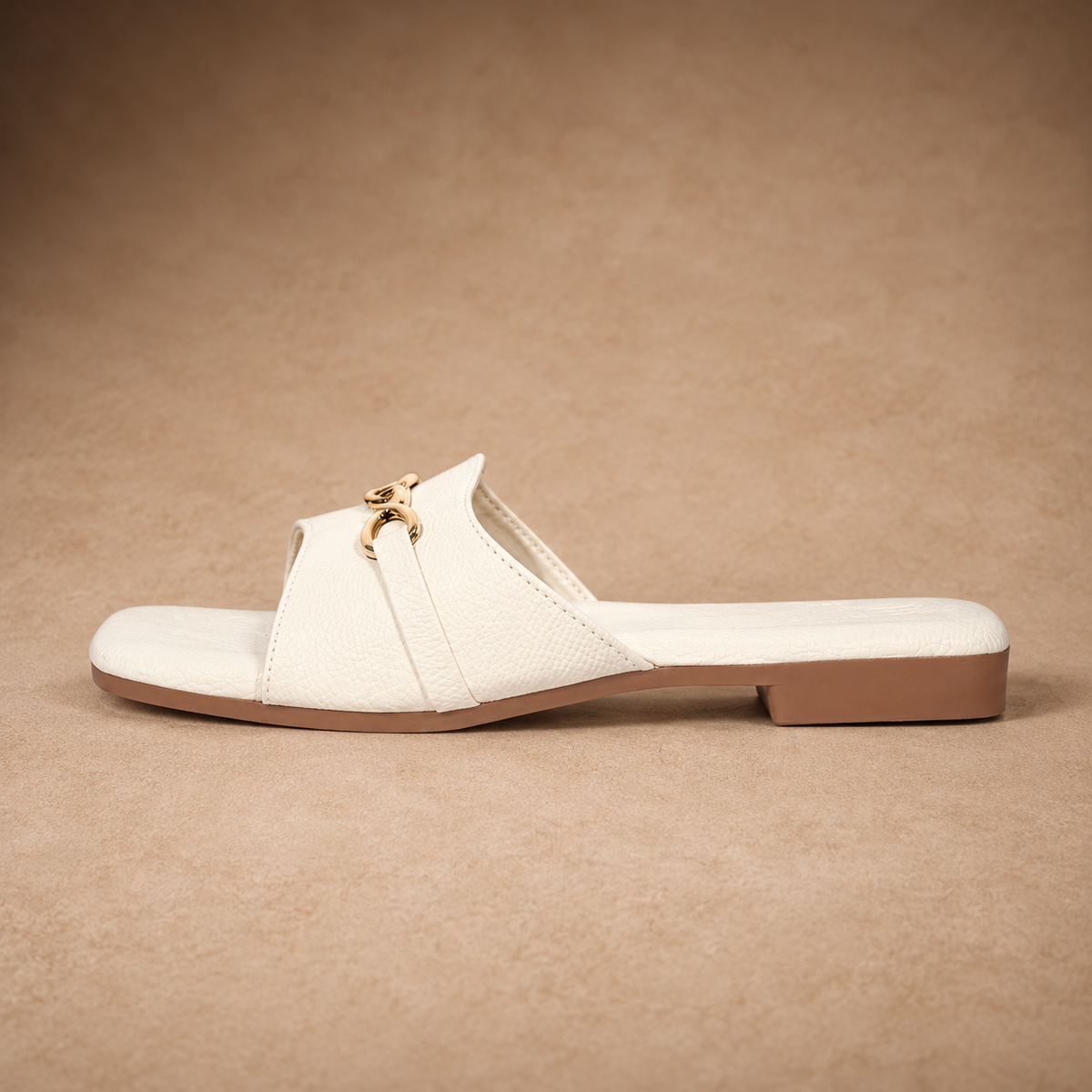 QAVO - The Celeste Gold-Knot Flats