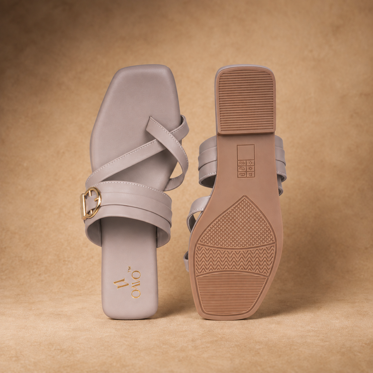 QAVO - The Aurelle Flats With Gold Buckle